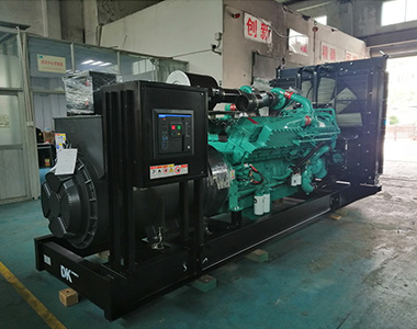 米兰网web站1200KW/400V陆用发电机应用于某房地产项目